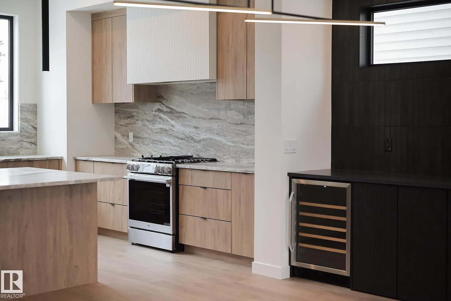 9140 74th Ave NW photo 1