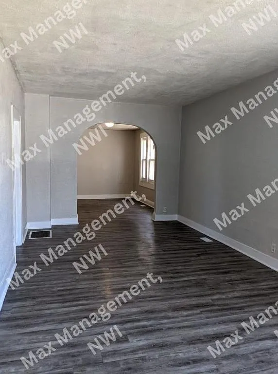 3613 Ivy St, 1st — Photo 2