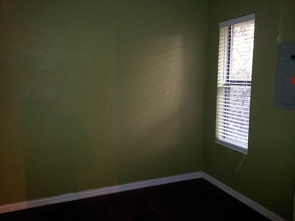 3rd image of 4018 William St