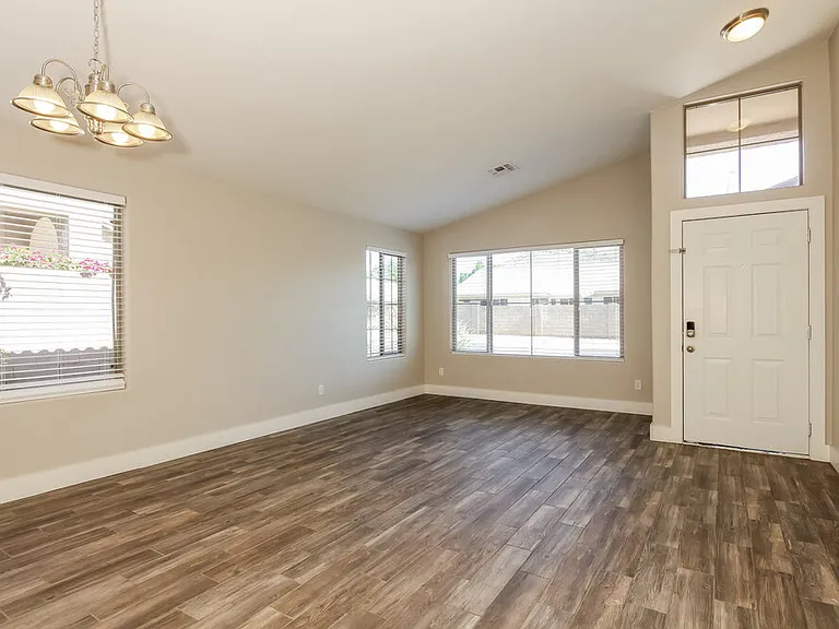 25832 N 66th Dr — Photo 3