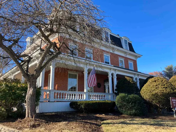 135 Amherst Street #1, Amherst, NH 03031