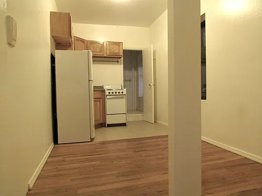 Rented by Landmark Real Estate | media 22