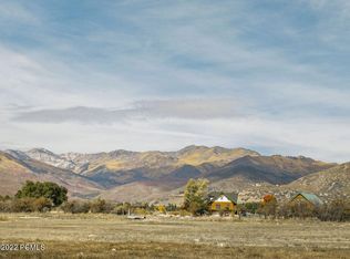 502 N Waters Edge Rd, Midway, UT 84049