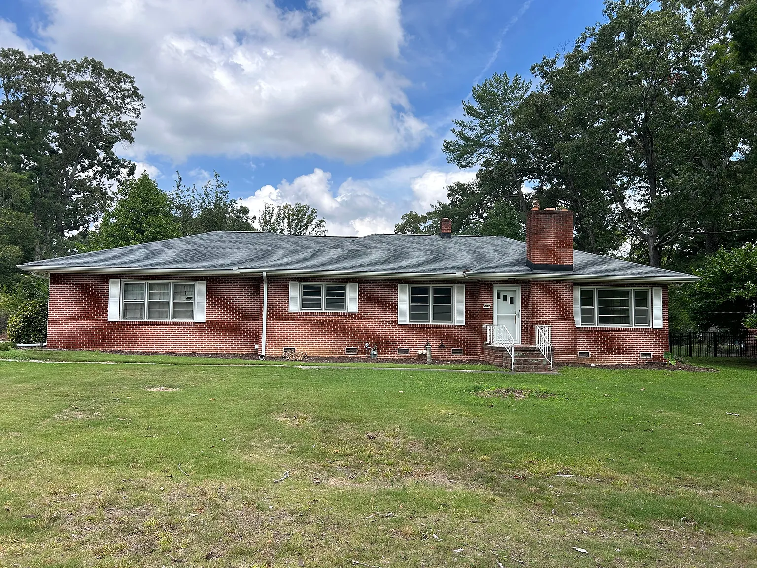 2 bed, 1.5 bath, 1497 sqft, $2,200 — Photo 1