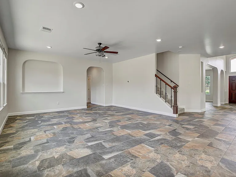 309 Camperdown Elm Dr — Photo 6