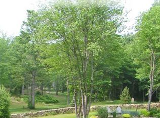 809 Shermantown Rd, Saunderstown, RI 02874