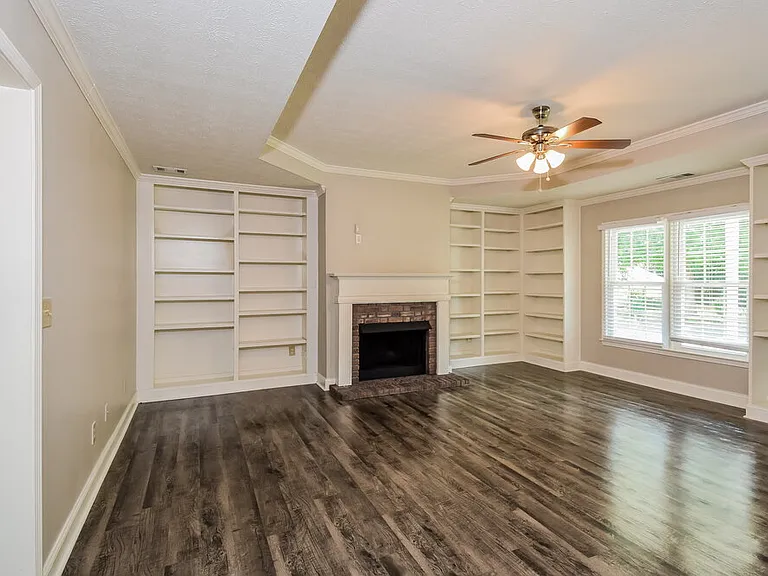 1290 Shamrock Hill Cir — Photo 6