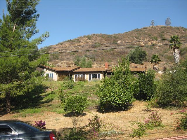 1st image of 3211 Kaywood Dr