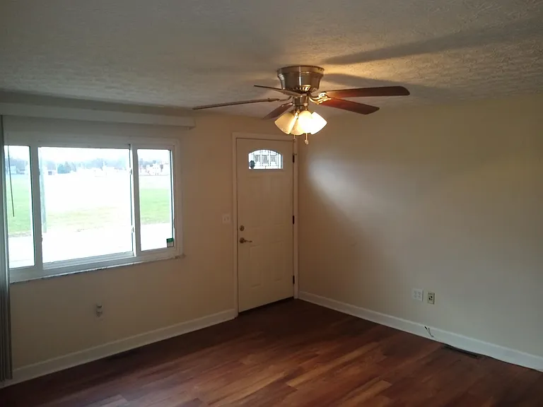 3524 Arnsby Rd — Photo 3