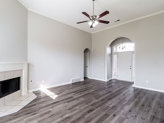 5th image of 8209 Buckhead Ln