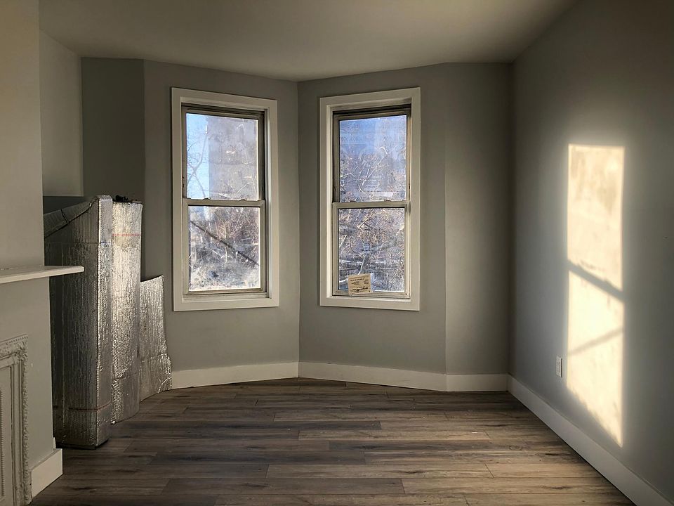 2nd image of 308 Clerk St #22A