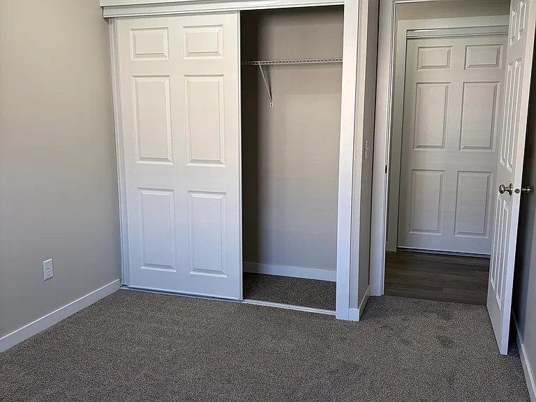 1025 Smetana Rd #3 — Photo 10