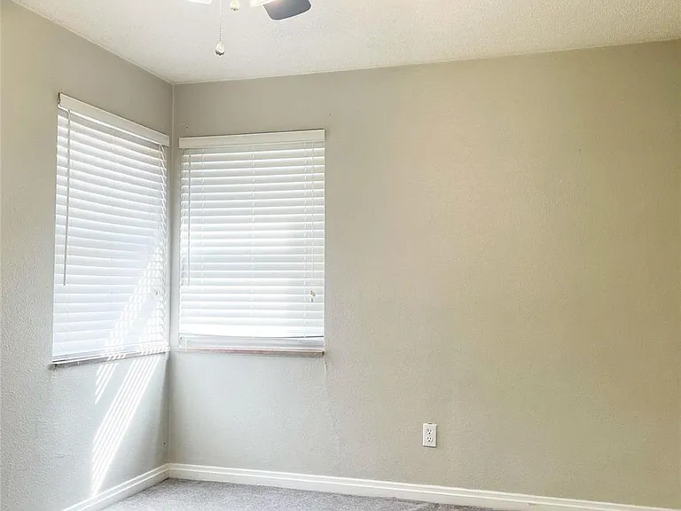 5116 Deville Ave — Photo 6