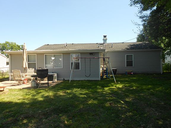 Yard - 532 Laurel Ave