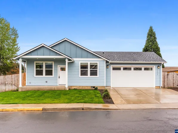 4407 Osage St, Sweet Home, OR 97386