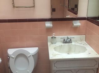 8133 Leon St, Philadelphia, PA 19136