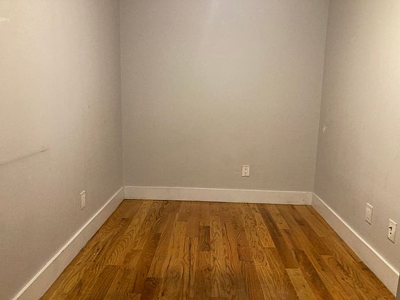 3rd image of 66 Jefferson St #2L