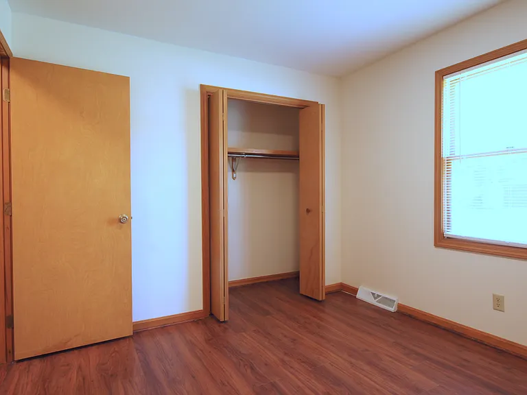7666 Gourley Ln — Photo 14