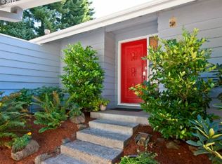 8245 SW Brookridge St, Portland, OR 97225