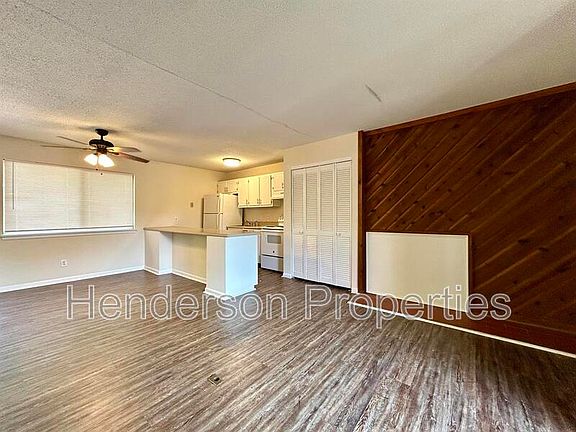 4th image of 1418 Riverview Rd APT C