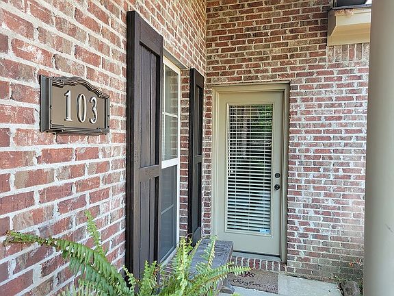 3rd image of 103 Bear Creek Cir