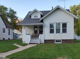 1007 Main St, Ackley, IA 50601
