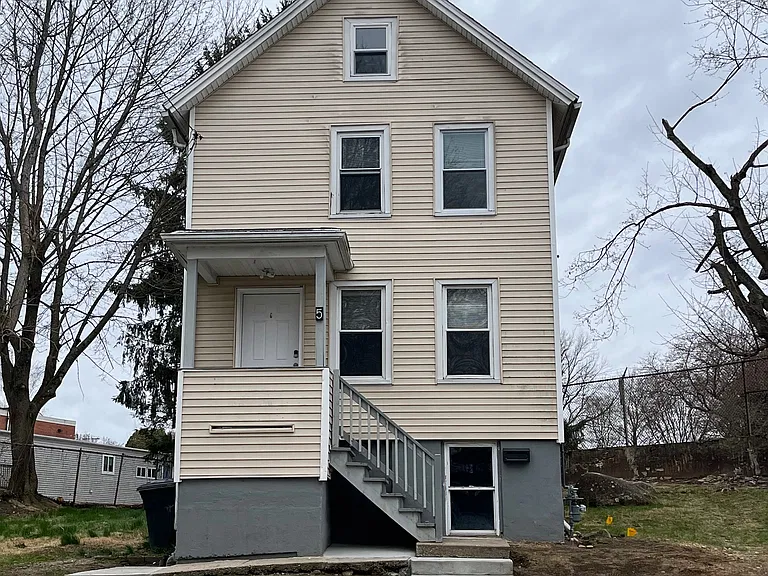 5 Walkers Ct — Photo 8