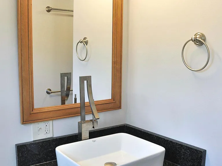 152 Main St #8 — Photo 15