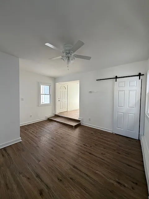 539 Jefferson Ave — Photo 2
