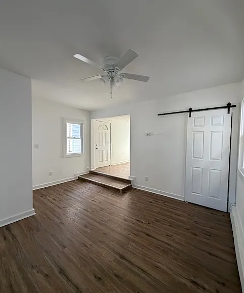 539 Jefferson Ave — Photo 2