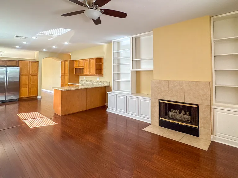 10724 Windrose Point Ave — Photo 18