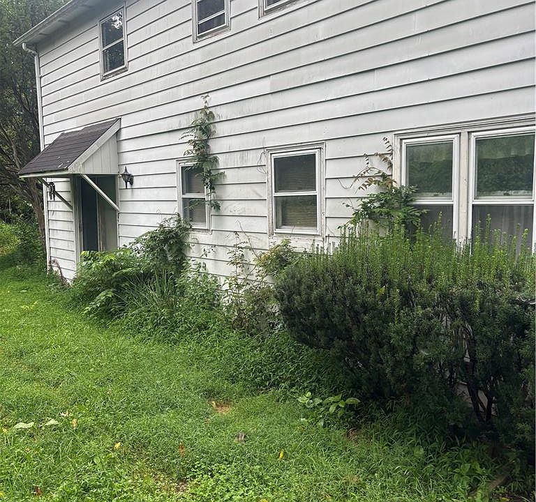 1st image of 5006 Chestnut Hill Rd NE