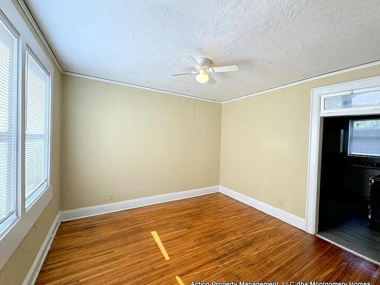 1491 Watson St — Photo 4