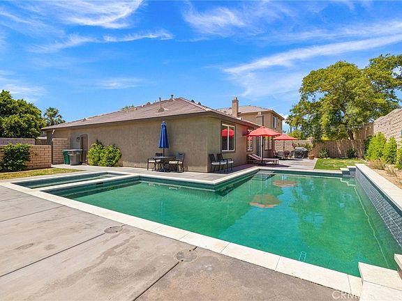 3rd image of 43680 Riunione Pl