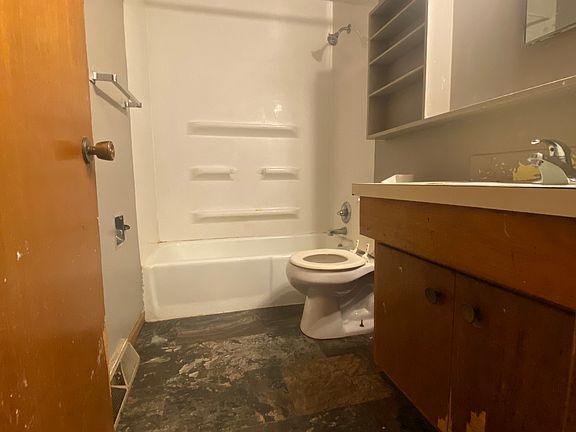 4th image of 1423 Starview Dr #1421