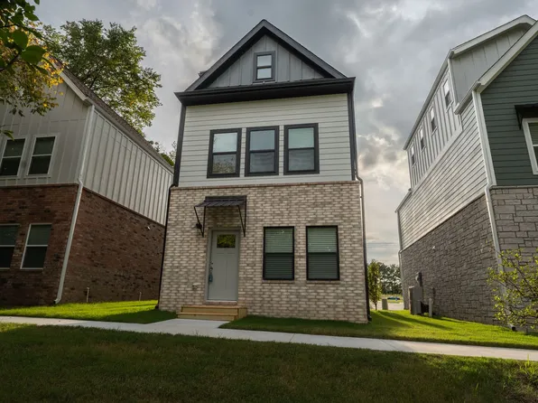 1327 S Van Buren Ave, Fayetteville, AR 72701