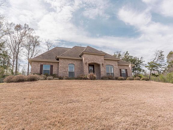 3rd image of 1455 Cedar Creek Ln