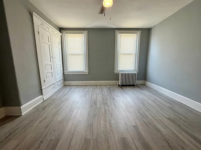 1724 Saint Paul St — Photo 15
