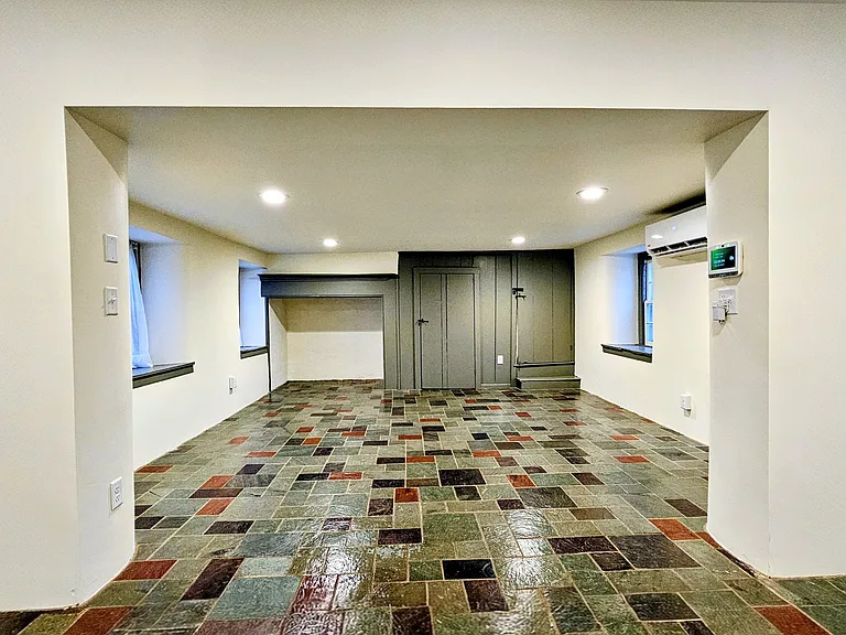 105 S Windy Mansion Rd — Photo 8