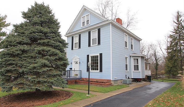 1st image of 2918 Lischer Ave