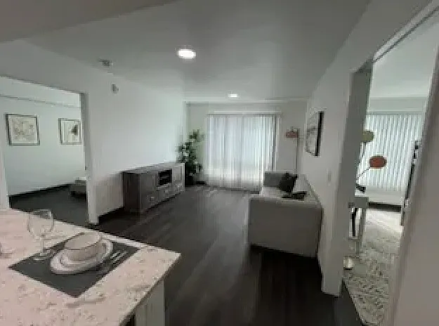 3501 N Vista Ln — Photo 18