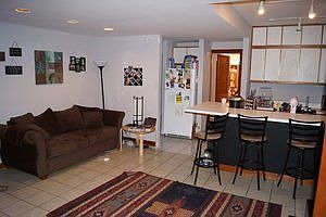4th image of 815 W Buena Ave APT 3W