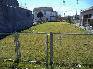 3505 Winnie St, Galveston, TX 77550