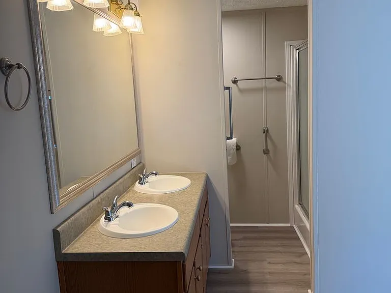 1013 7th Ave #2 — Photo 12