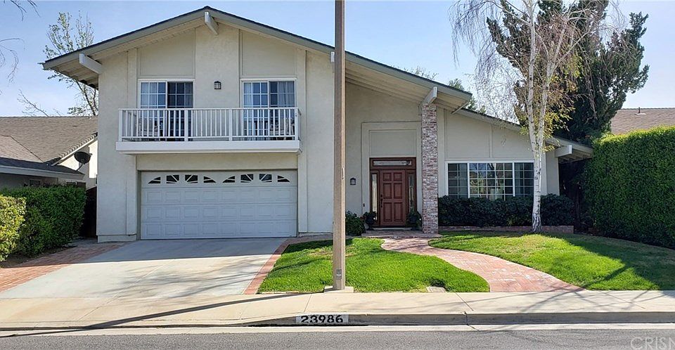 1st image of 23986 Avenida Entrana