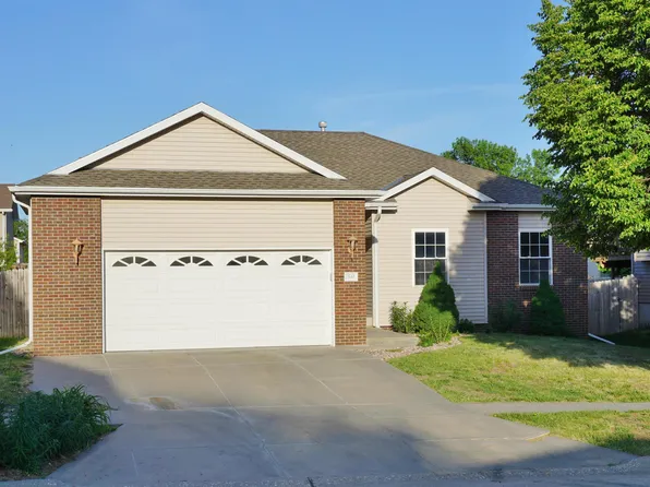 2648 SW 17th St, Lincoln, NE 68522