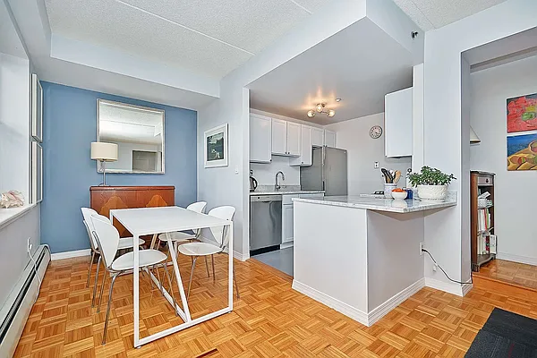 Sold by Compass | media 3