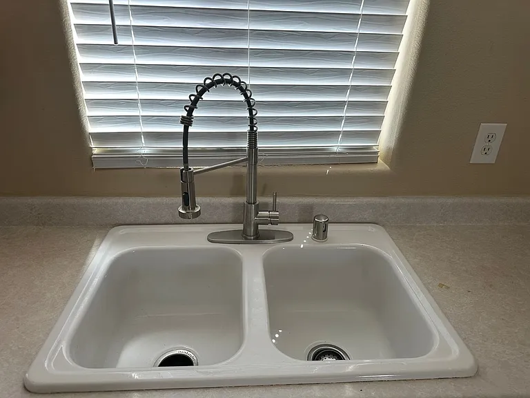 2120 Fred Brown Dr — Photo 11