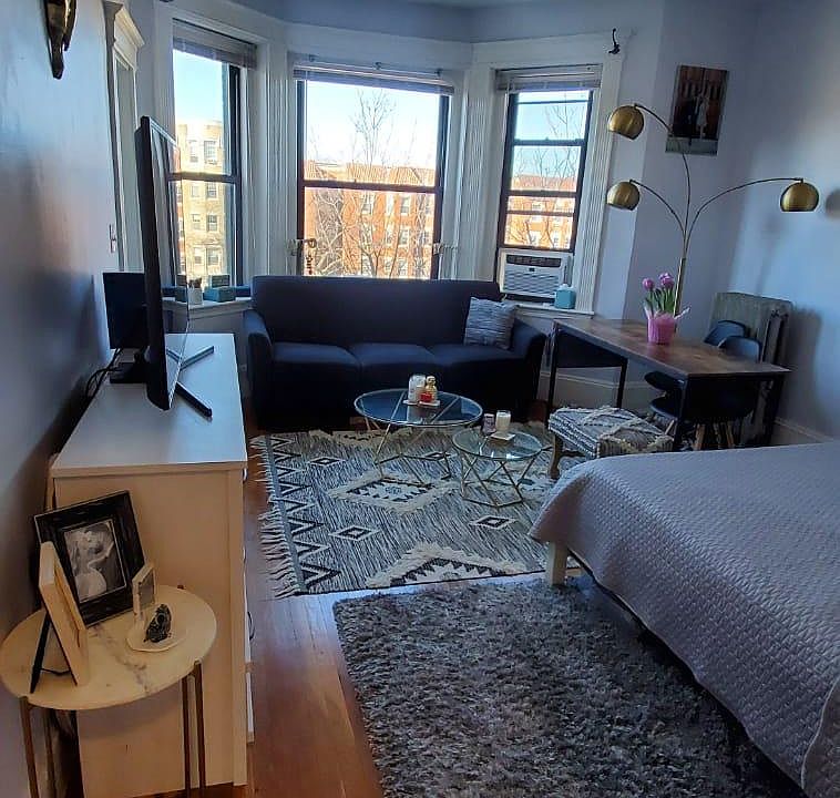 2nd image of 1312 Commonwealth Ave #T7tbvhn4q