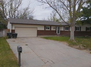 1044 Durango Dr, Douglas, WY 82633